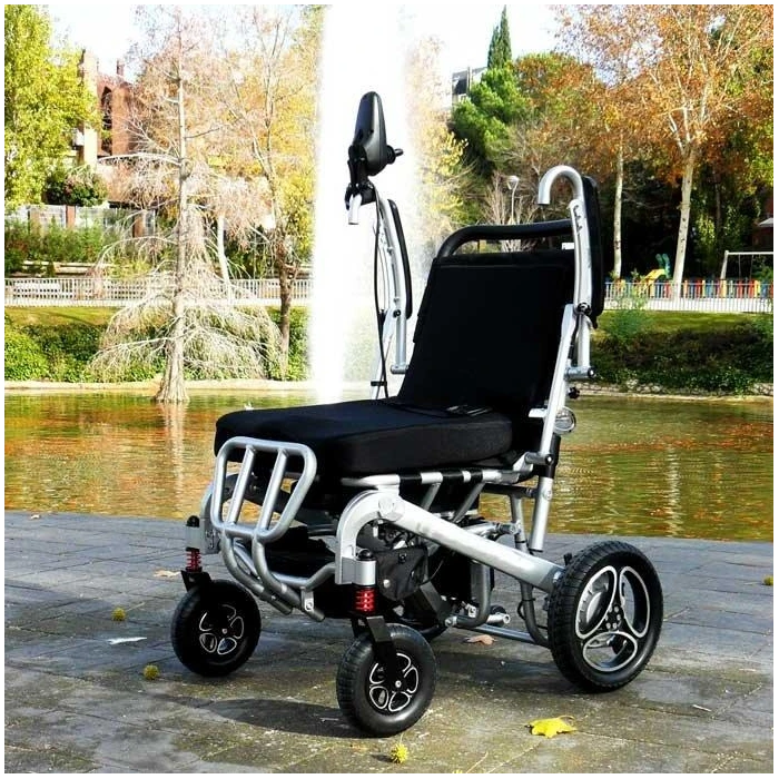 Silla de ruedas con plegado automático