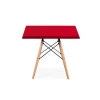 Mesa cuadrada con tablero en rojo