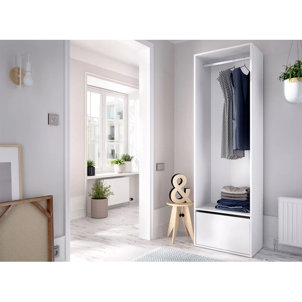 Vestidor con perchero