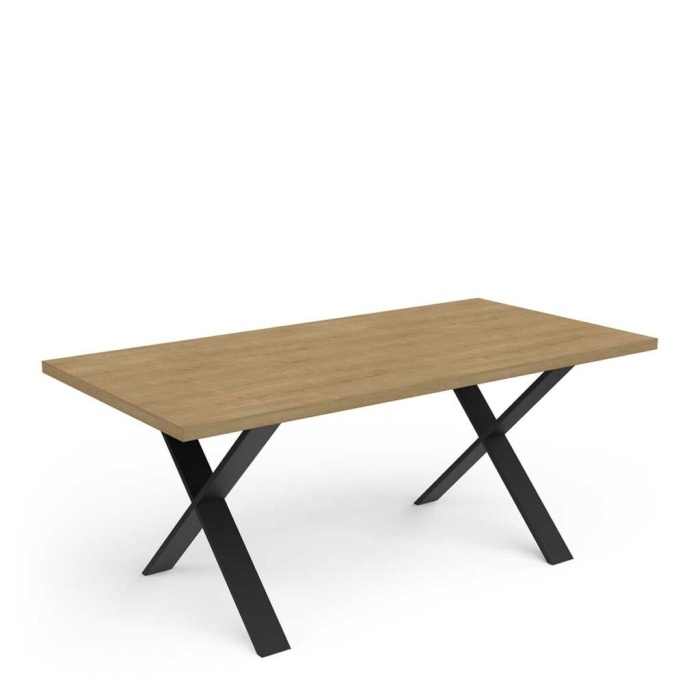 Mesa de comedor industrial Cross Vicawu con patas metálicas en X y tablero en roble oscuro